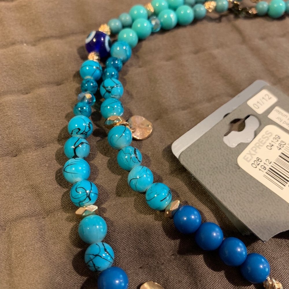 NWT Express Necklace: $15 OR FREE w/ $35+ PURCHASE - Picture 3 of 4